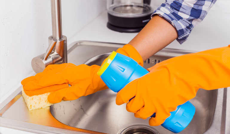 Kitchen Cleaning